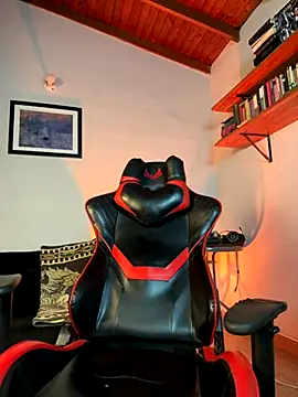 AlekBlake  online show from 10.31.25