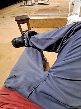 Negodabenga online show from 10.31.25