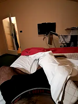 Stud s online show from 11.11.25