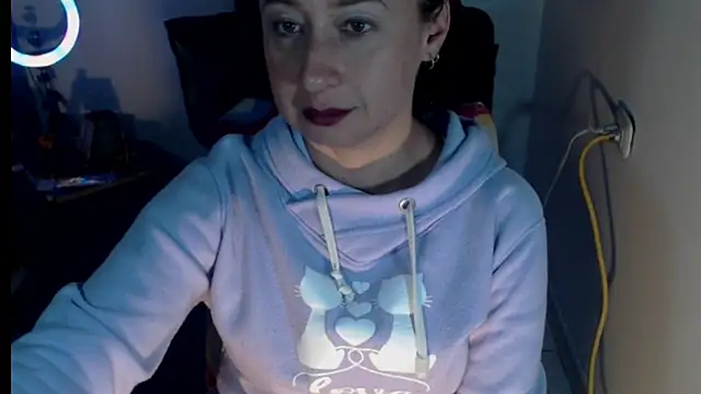 Milf Valeria online show from 10.16.25