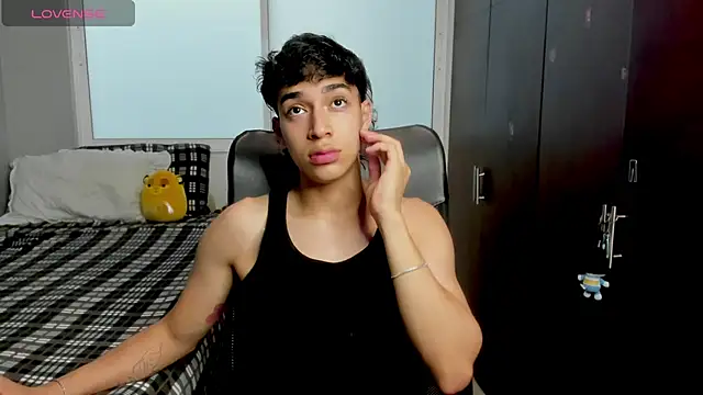 Snapshot of Noxx_starkK chatting on 01.08.26 Noxx starkK online show from 01.08.26