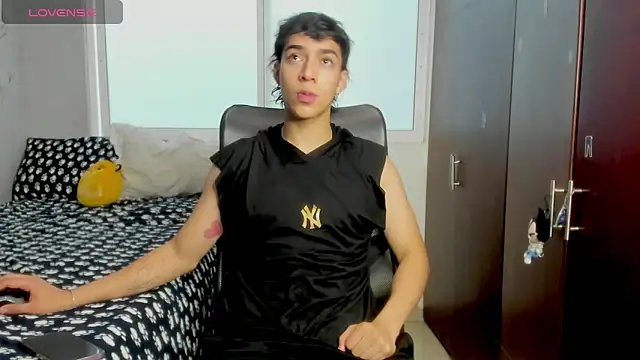 Snapshot of Noxx_starkK chatting on 01.15.26 Noxx starkK online show from 01.15.26