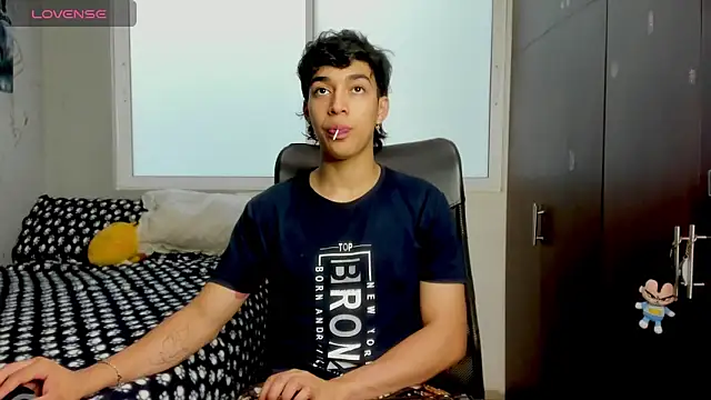 Snapshot of Noxx_starkK chatting on 01.17.26 Noxx starkK online show from 01.17.26