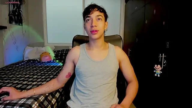 Snapshot of Noxx_starkK chatting on 02.20.26 Noxx starkK online show from 02.20.26