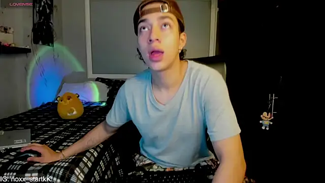 Snapshot of Noxx_starkK chatting on 03.08.26 Noxx starkK online show from 03.08.26