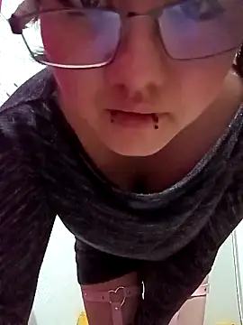 Ftm Bunny online show from 09.13.25