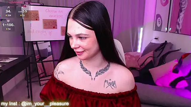 Michela Fruet online show from 11.28.25