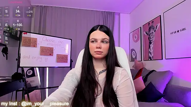 Michela Fruet online show from 12.02.25