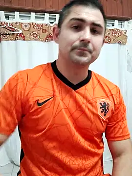 Snapshot of Bradd_32 chatting on 02.16.26 Bradd 32 online show from 02.16.26