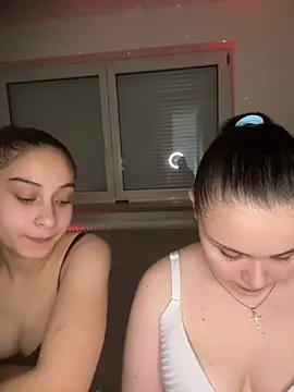 Snapshot of FemmeAffair chatting on 03.04.26 FemmeAffair online show from 03.04.26