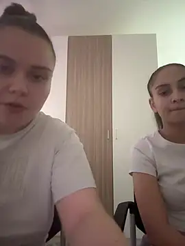 Snapshot of FemmeAffair chatting on 03.10.26 FemmeAffair online show from 03.10.26