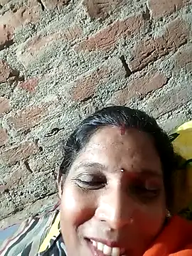 Snapshot of Savita992 chatting on 09.09.25 Savita992 online show from 09.09.25