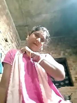 Snapshot of Savita992 chatting on 09.13.25 Savita992 online show from 09.13.25