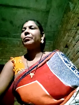 Snapshot of Savita992 chatting on 09.14.25 Savita992 online show from 09.14.25