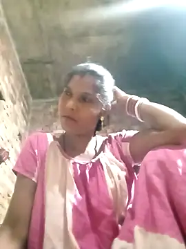 Snapshot of Savita992 chatting on 09.15.25 Savita992 online show from 09.15.25