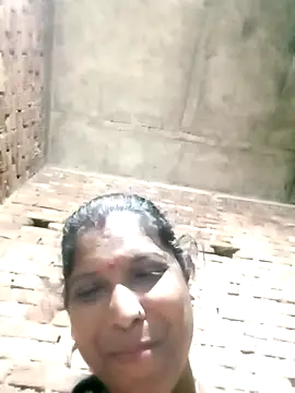 Snapshot of Savita992 chatting on 09.29.25 Savita992 online show from 09.29.25