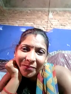 Snapshot of Savita992 chatting on 11.03.25 Savita992 online show from 11.03.25