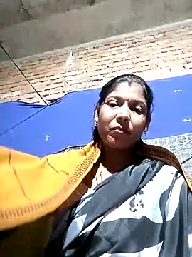 Snapshot of Savita992 chatting on 11.19.25 Savita992 online show from 11.19.25