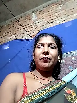 Snapshot of Savita992 chatting on 11.22.25 Savita992 online show from 11.22.25