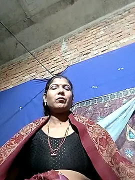 Snapshot of Savita992 chatting on 11.25.25 Savita992 online show from 11.25.25