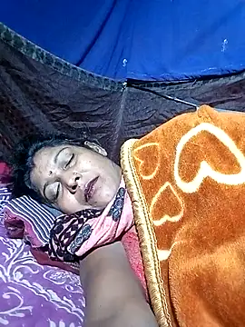 Snapshot of Savita992 chatting on 12.03.25 Savita992 online show from 12.03.25