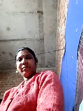 Snapshot of Savita992 chatting on 12.14.25 Savita992 online show from 12.14.25