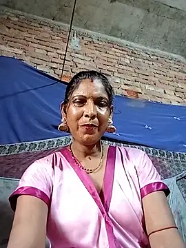 Snapshot of Savita992 chatting on 07.14.26 Savita992 online show from 07.14.26