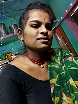 Snapshot of Gauri-Dhar chatting on 10.31.25 Gauri-Dhar online show from 10.31.25