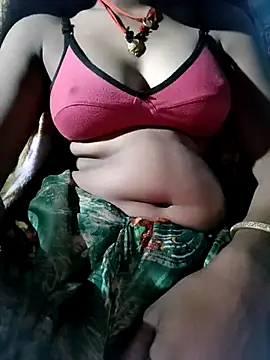 Snapshot of Gauri-Dhar chatting on 12.15.25 Gauri-Dhar online show from 12.15.25