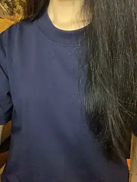 Snapshot of Nhinhi18 chatting on 09.12.25 Nhinhi18 online show from 09.12.25