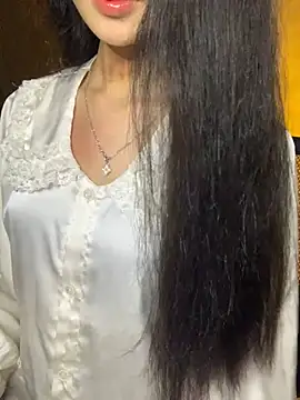 Snapshot of Nhinhi18 chatting on 02.25.26 Nhinhi18 online show from 02.25.26