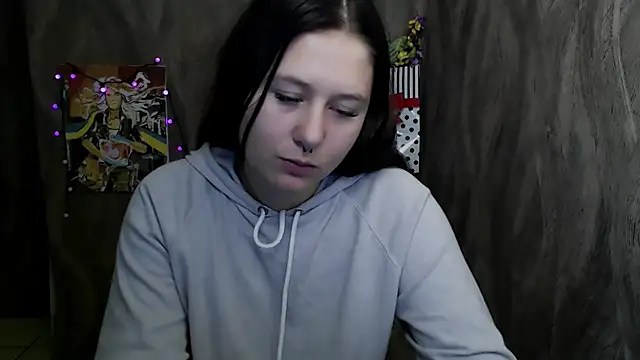 Snapshot of Linda_S_ chatting on 11.14.25 Linda S online show from 11.14.25