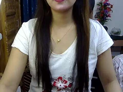 Snapshot of Obonti_2000 chatting on 11.29.25 Obonti 2000 online show from 11.29.25