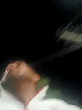 Snapshot of Frank0021 chatting on 12.22.25 Frank0021 online show from 12.22.25