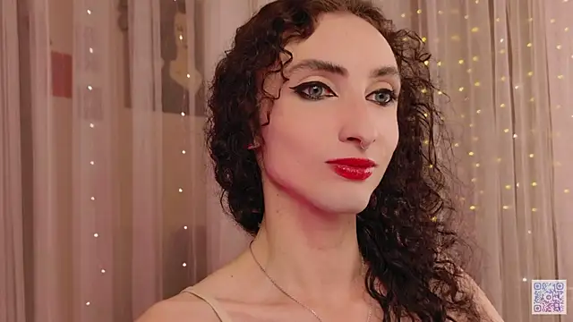 Snapshot of Queen_of_tease chatting on 10.16.25 Queen of tease online show from 10.16.25