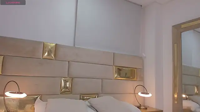 lesly cutee online show from 04.23.26