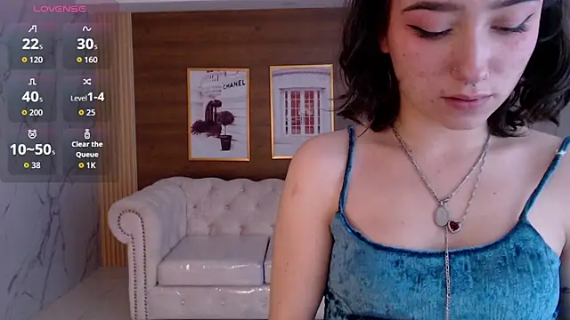 venuss09 s online show from 11.27.25