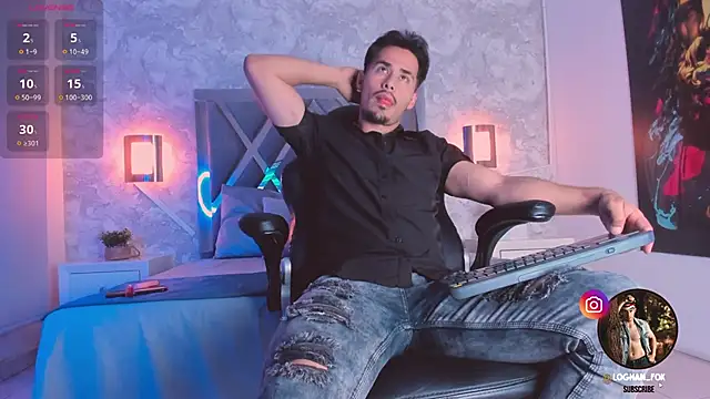 Snapshot of loghan_fox chatting on 09.21.25 loghan fox online show from 09.21.25