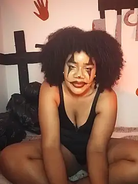 Snapshot of Maaaar_ chatting on 10.25.25 Maaaar online show from 10.25.25