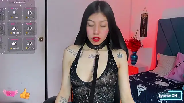 Snapshot of Aily_star chatting on 09.19.25 Aily star online show from 09.19.25