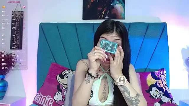 Snapshot of Aily_star chatting on 12.03.25 Aily star online show from 12.03.25