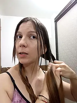 Arianna Moss online show from 09.21.25