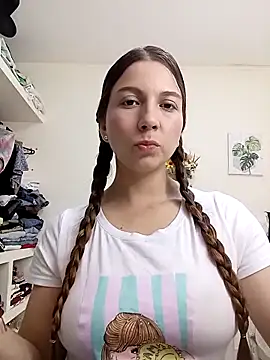 Arianna Moss online show from 02.07.26