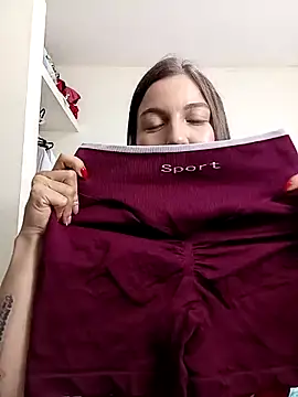 Arianna Moss online show from 02.24.26