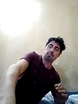 Snapshot of fleky chatting on 05.17.26 fleky online show from 05.17.26