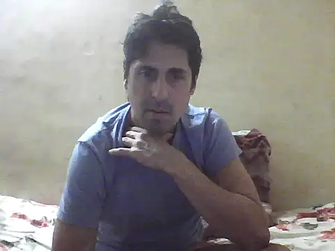 Snapshot of fleky chatting on 06.18.26 fleky online show from 06.18.26