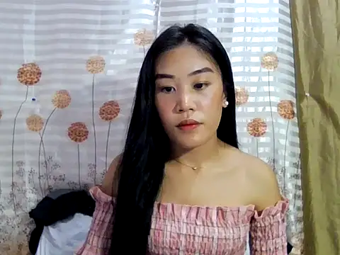 YourWildestDoll online show from 11.06.25