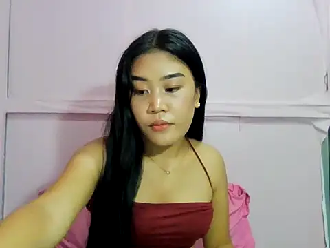 YourWildestDoll online show from 05.10.26