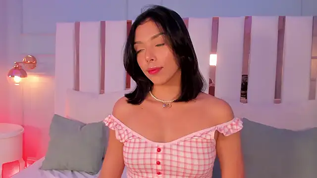 selene phmoon online show from 10.14.25