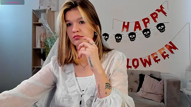 Kati Li online show from 11.03.25